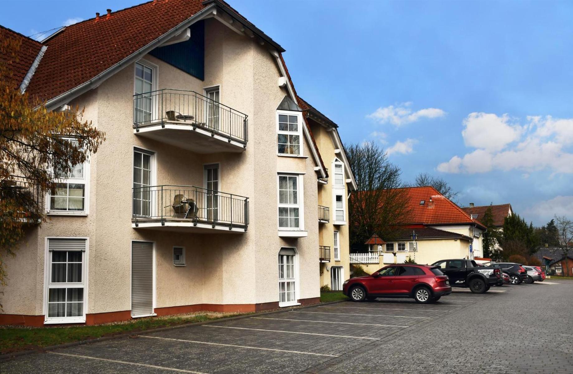 Hotel Schoene Aussicht Gießen Esterno foto